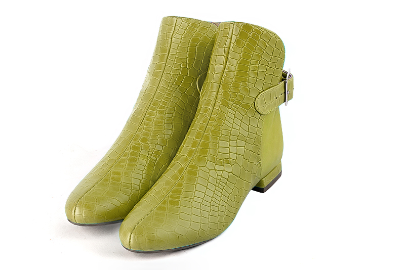 Pistachio green matching ankle boots, bag and  Wiew of ankle boots - Florence KOOIJMAN